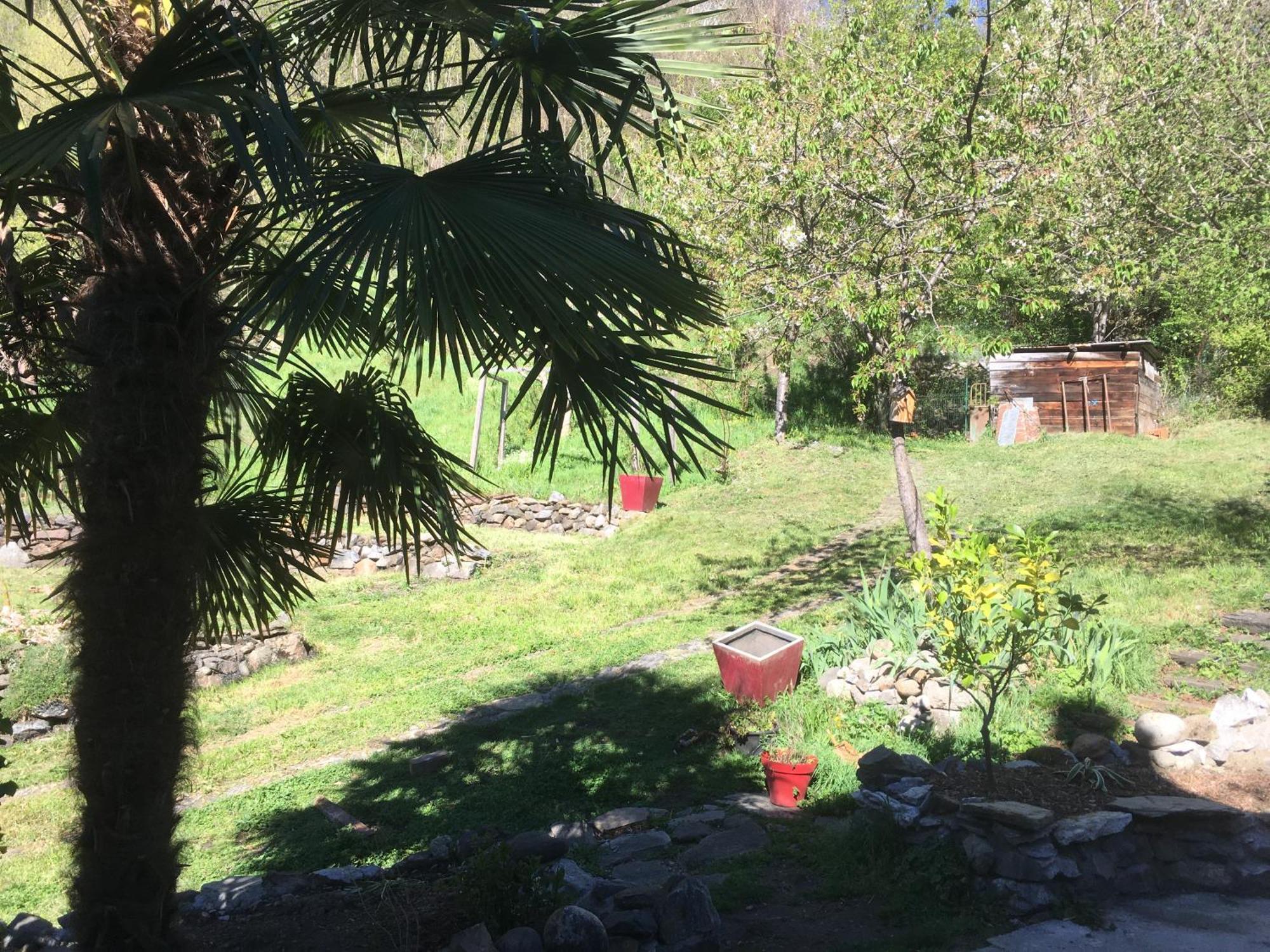 Cierp La Auarje: Appartement Avec Jardin & Terrasse מראה חיצוני תמונה