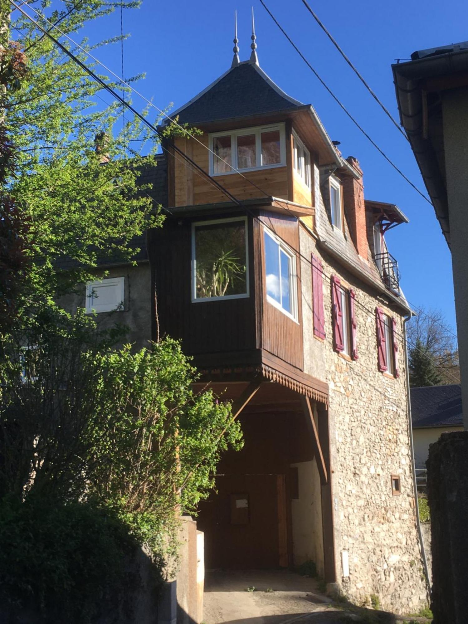Cierp La Auarje: Appartement Avec Jardin & Terrasse מראה חיצוני תמונה